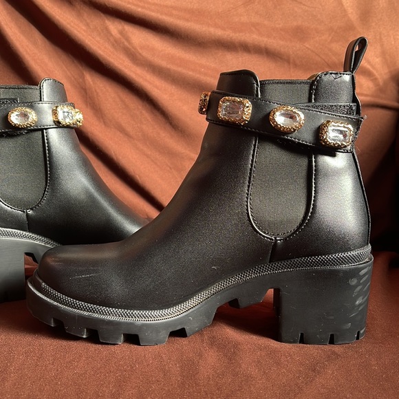 Steve Madden Women's Amulet Ankle Boot - Picture 4 of 11